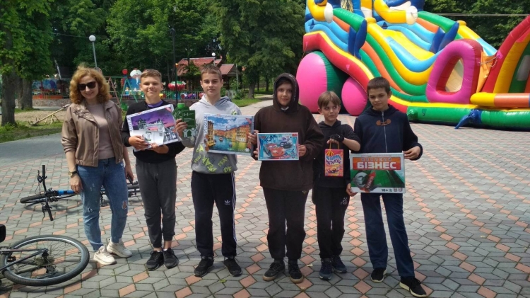 Нехай дитинство наших дітей буде мирним!