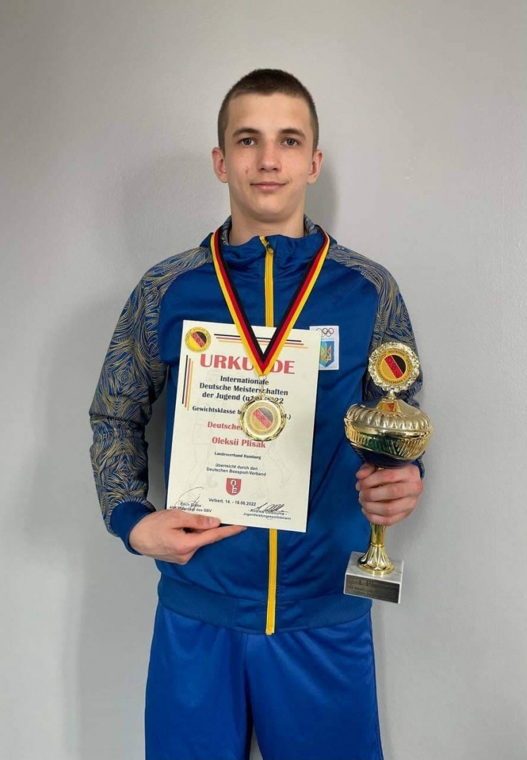 Боксер Олексій Плісак — чемпіон Німеччини!