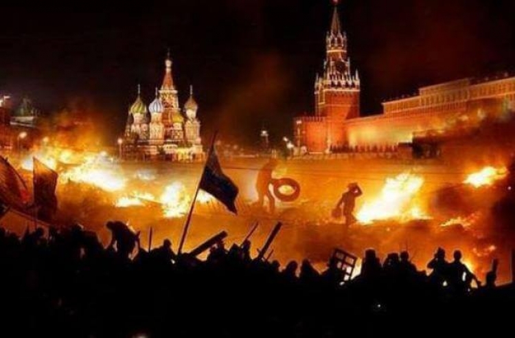 Горить-палає кремль у москалів!