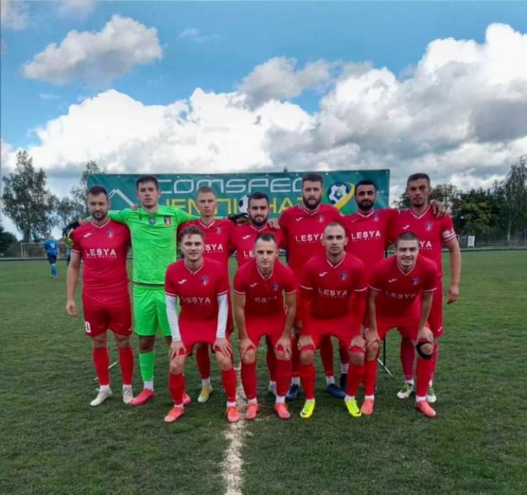 "Звягель-2" зіграв унічию з лідером, а ФК "Ярунь" завдав поразки "Случу"