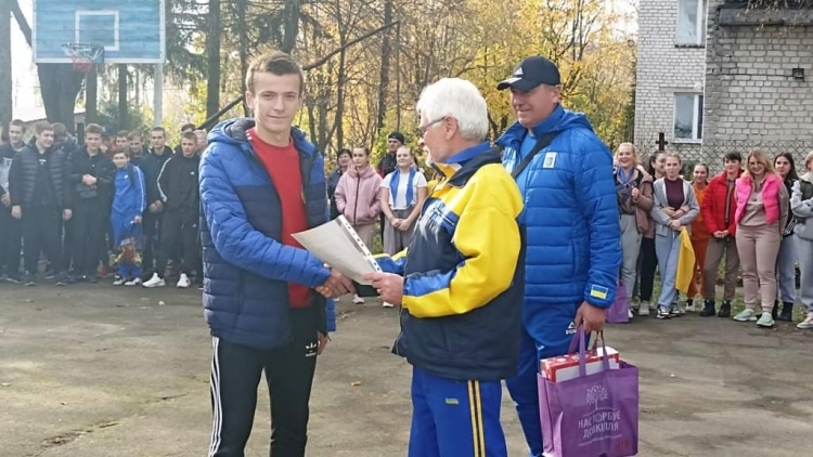 «Разом до Перемоги!» — у Вищому професійному училищі відбувся спортивно-патріотичний турнір