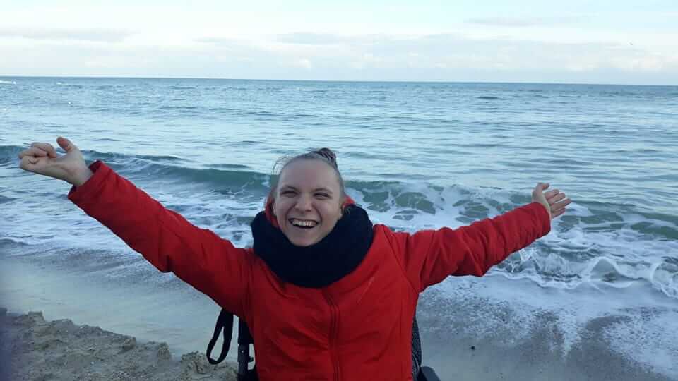 Тренер з оптимізму: її називають українським Ніком Вуйчичем. А вона мріє про стрибки з парашутом, танці і звання майстра спорту України