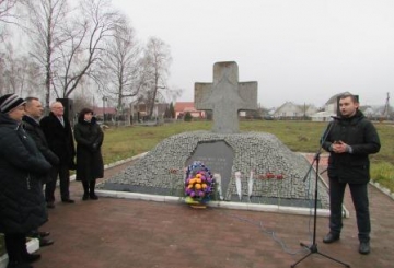 Вшанували пам’ять жертв Голодоморів