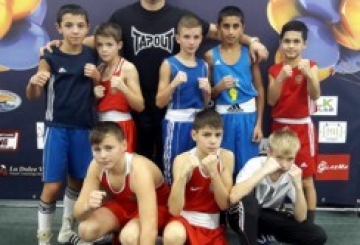 Боксери і кікбоксери завершують рік на мажорній ноті