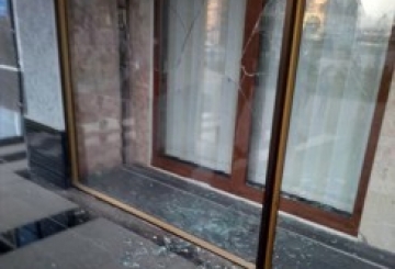 У Будинку рад побили вікна. Поліція кваліфікувала інцидент як хуліганство