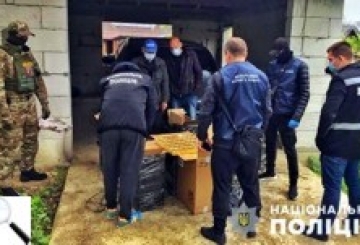Затримали членів злочинної організації шахраїв, яка привласнила майже 18 мільйонів гривень