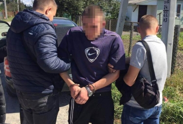 На Звягельщині поліцейські затримали жителя Одещини за вчинення грабежу