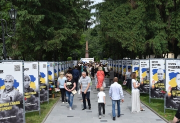 Звягель. Україна. 100% Перемога. У Звягелі пройшли заходи, приурочені Дню міста, який звягеляни відзначили вперше