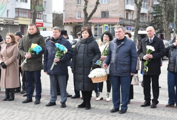 Квіти для Лесі