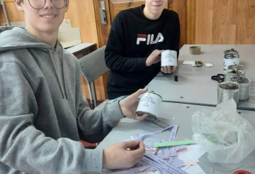 Студенти продаватимуть окопні свічки, щоб зібрати гроші для ЗСУ