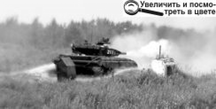 ВІЙСЬКОВІ — ВЖЕ З ЕЛЕКТРИКОЮ. І НАВІТЬ СТРІЛЯЮТЬ ІЗ ТАНКІВ