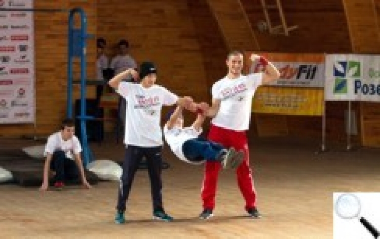Перші командні змагання з воркауту — перемогли наші!