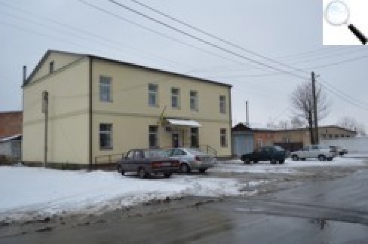 Медики просять з’єднати амбулаторію на «краю світу» з цивілізацією