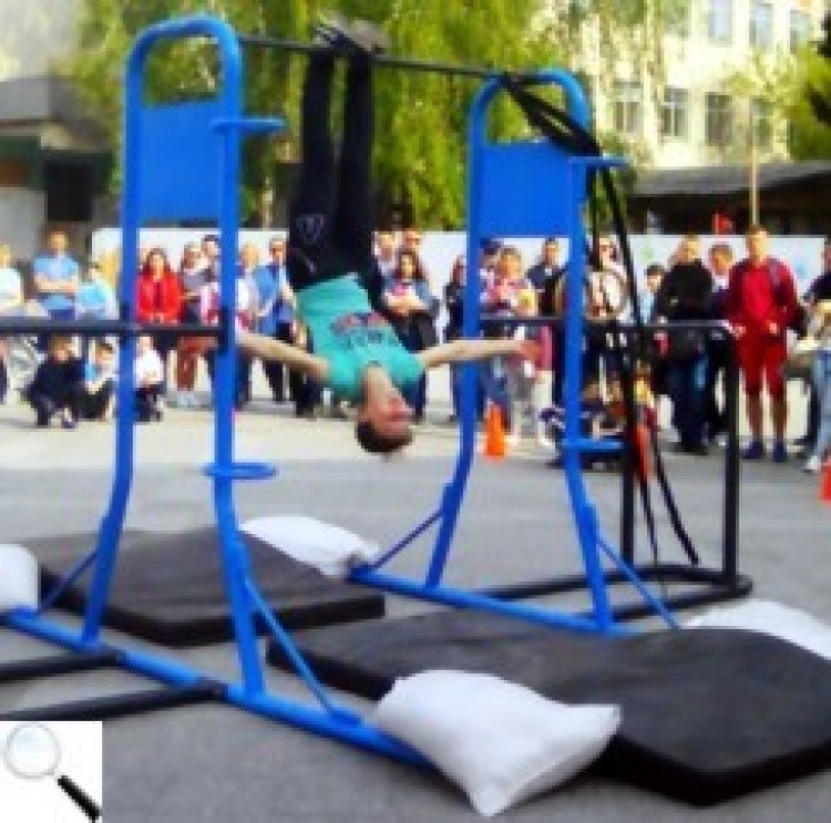 Новоградці взяли участь у відкритті сезону зі street workout у Житомирі