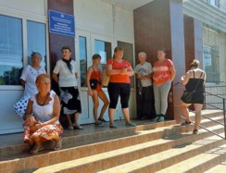 Чи знають у місцевому енергозбуті, що Україна збирається до Європи?