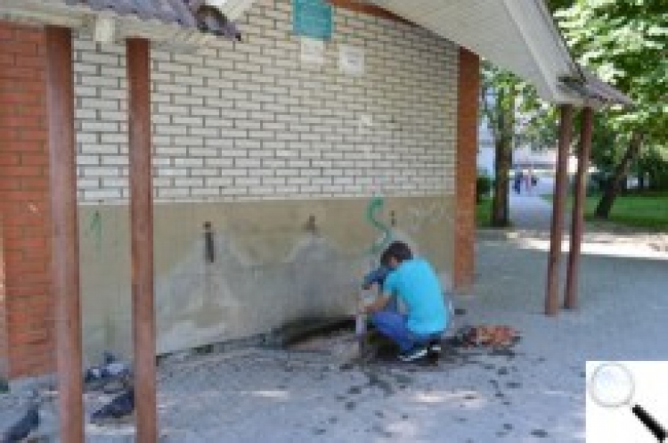 У воді двох бюветів виявлено перевищення радону-222 — радіоактивного елементу, що випромінює шкідливі альфа-хвилі