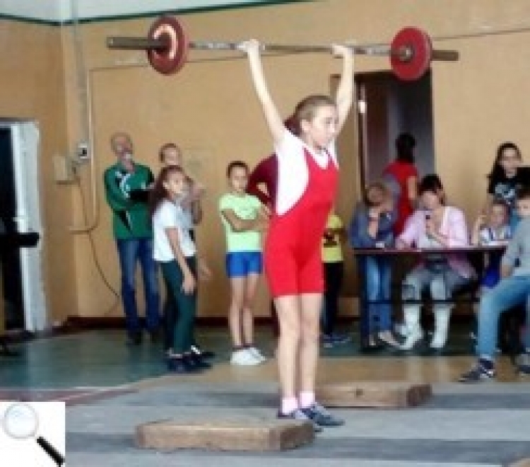 Юні важкоатлети — призери чемпіонату області