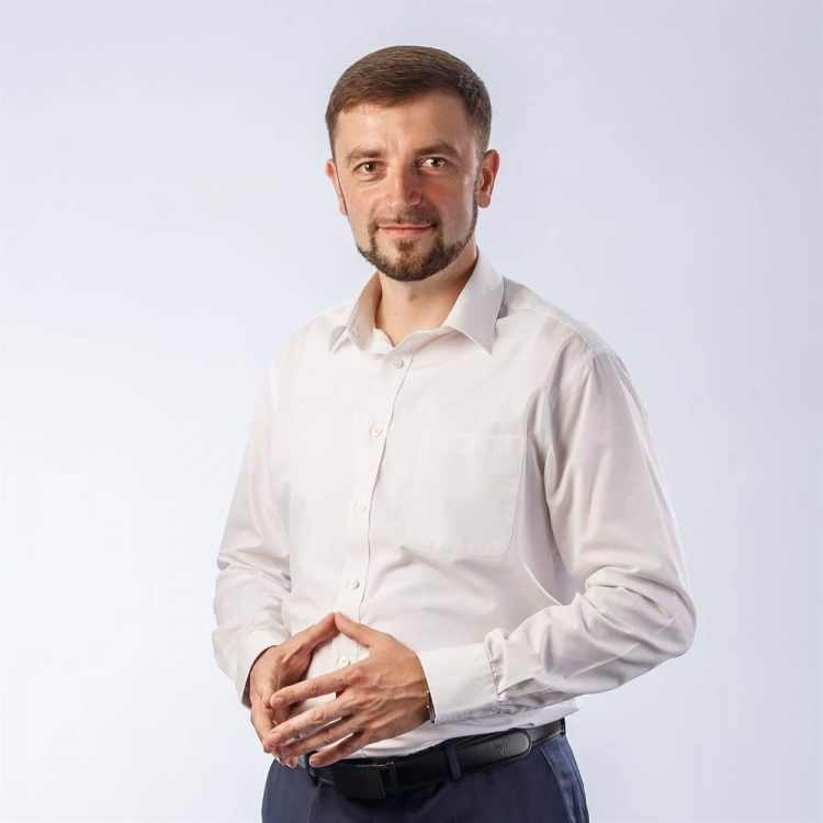 «Націлюю підлеглих, що житлово-комунальна галузь — це сфера обслуговування, і повинна бути відповідальність за недопрацювання»