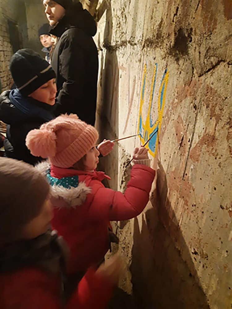 У підвалах чи за кордоном: як убезпечують дітей мешканці міста?