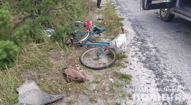 Під колеса автівки потрапила велосипедистка