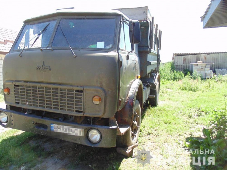 Викрили мисливців за дармовим пальним