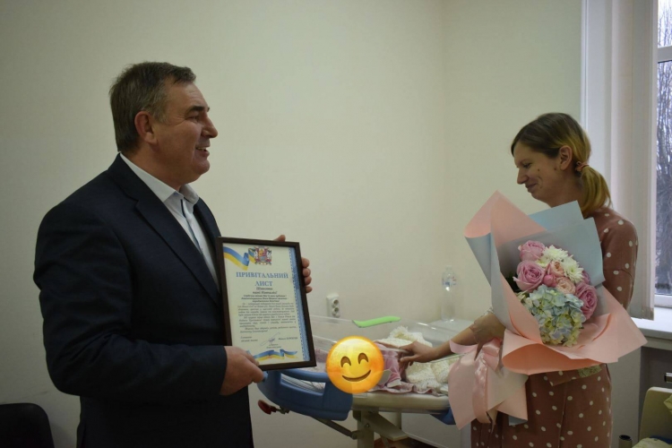 У Звягелі першою у 2023 році народилася дівчинка