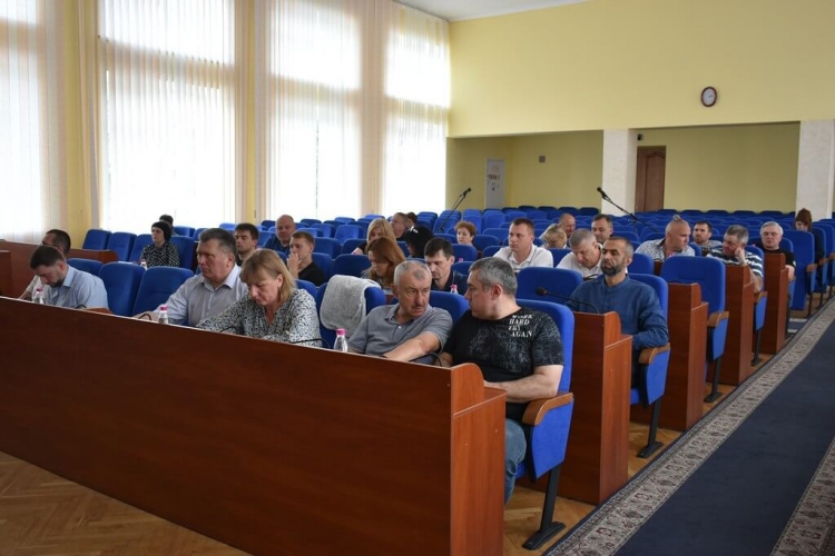 Позачергова сесія: допомога Херсонщині та постраждалим  від обстрілу родинам Звягеля