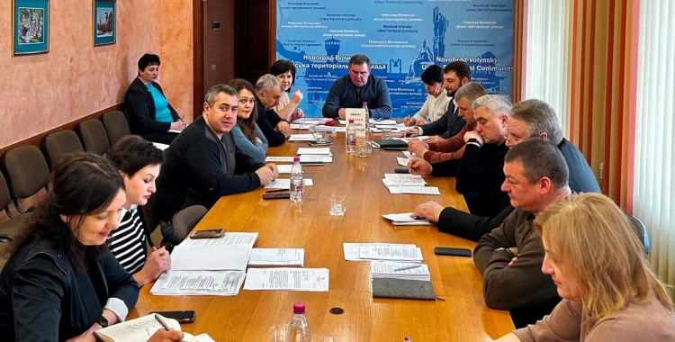 Постійними комісіями та погоджувальною радою розглянуто питання порядку денного  двадцять дев’ятої сесії Звягельської міської ради восьмого скликання