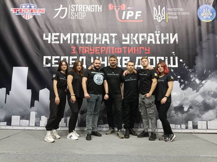 Звягеляни гідно виступили на чемпіонаті України з пауерліфтингу