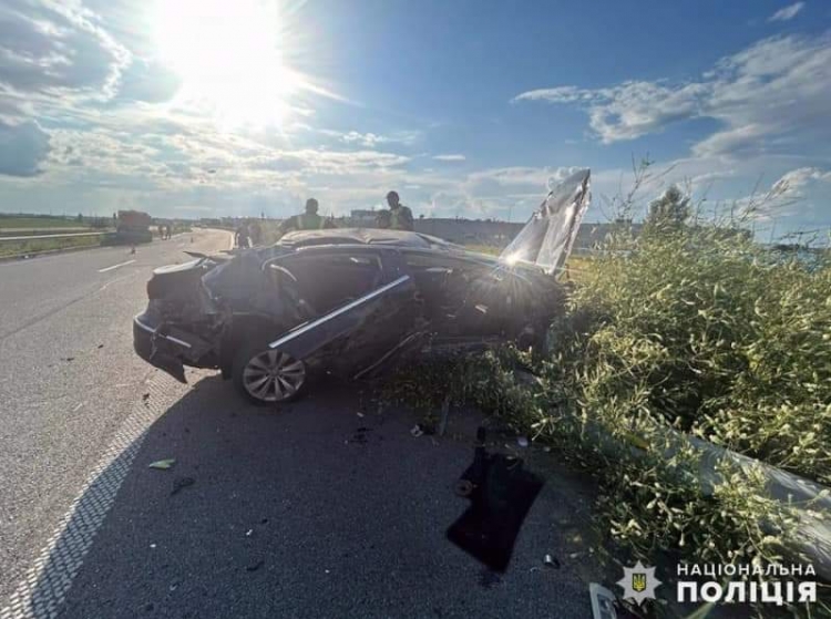 Нетверезий водій вчинив ДТП поблизу Чижівки: керманича та пасажира було шпиталізовано