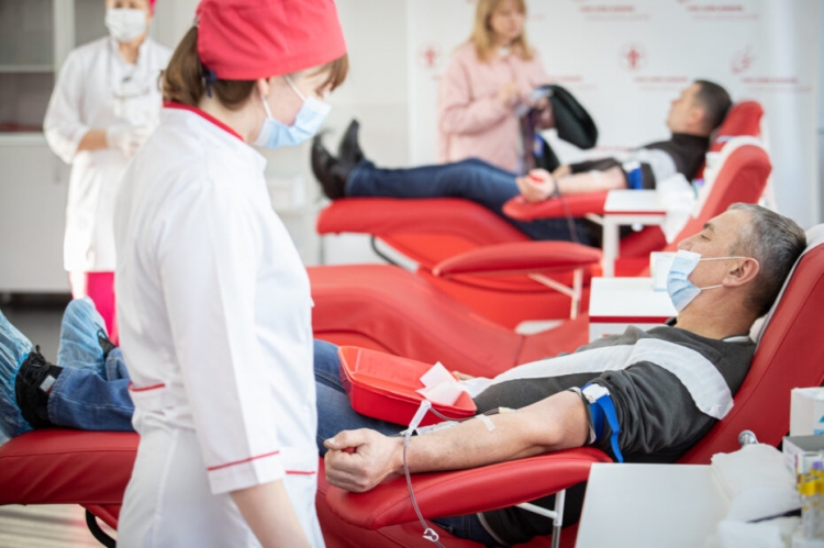 В Україні створено перший банк довгострокового зберігання еритроцитів