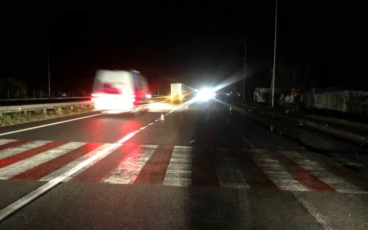 Поблизу Броників від наїзду автомобілем загинула жінка