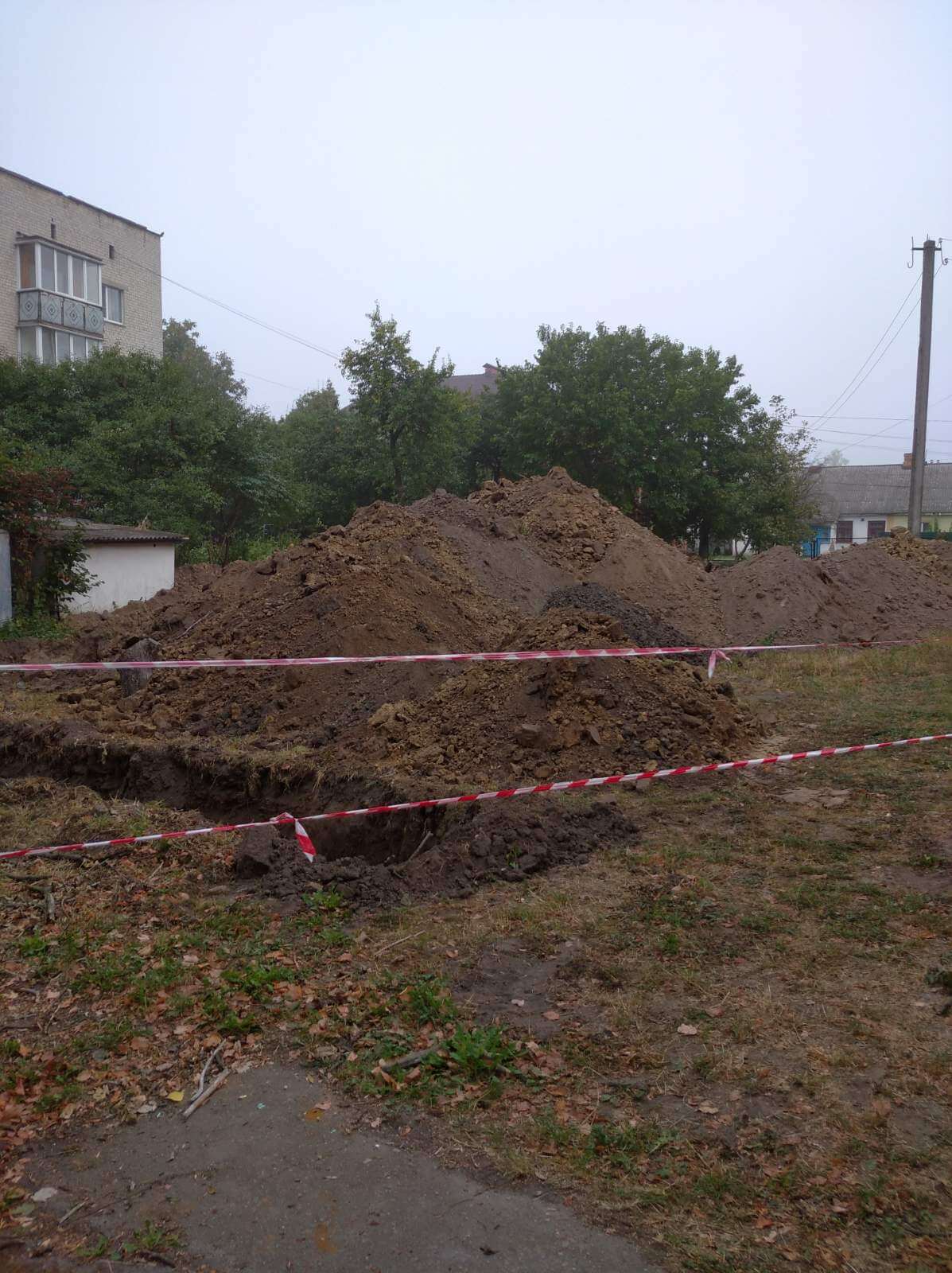 Чому зволікали з будівництвом шкільних укриттів?