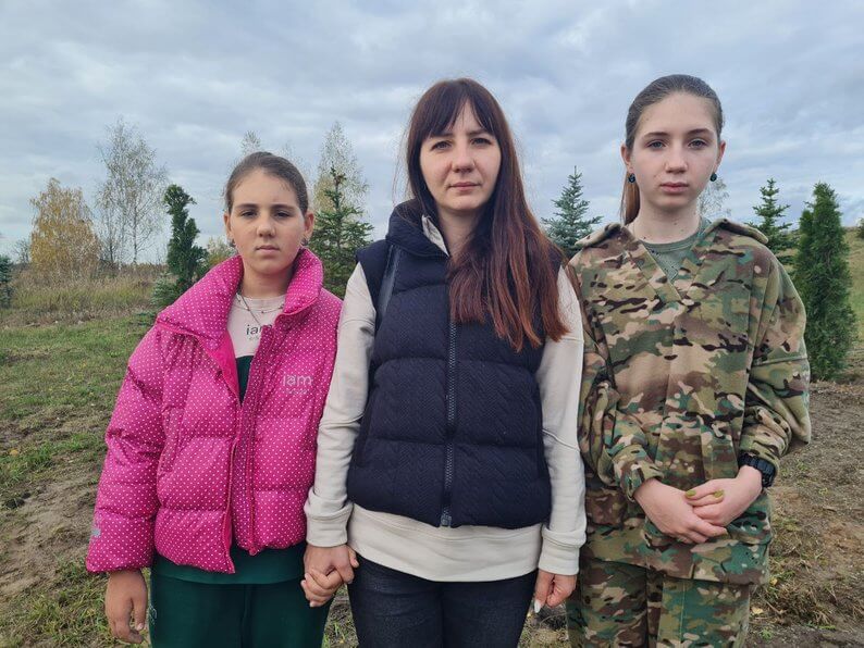 Туї — символ вічного життя У пам’ять про захисників родини висаджують красивий парк